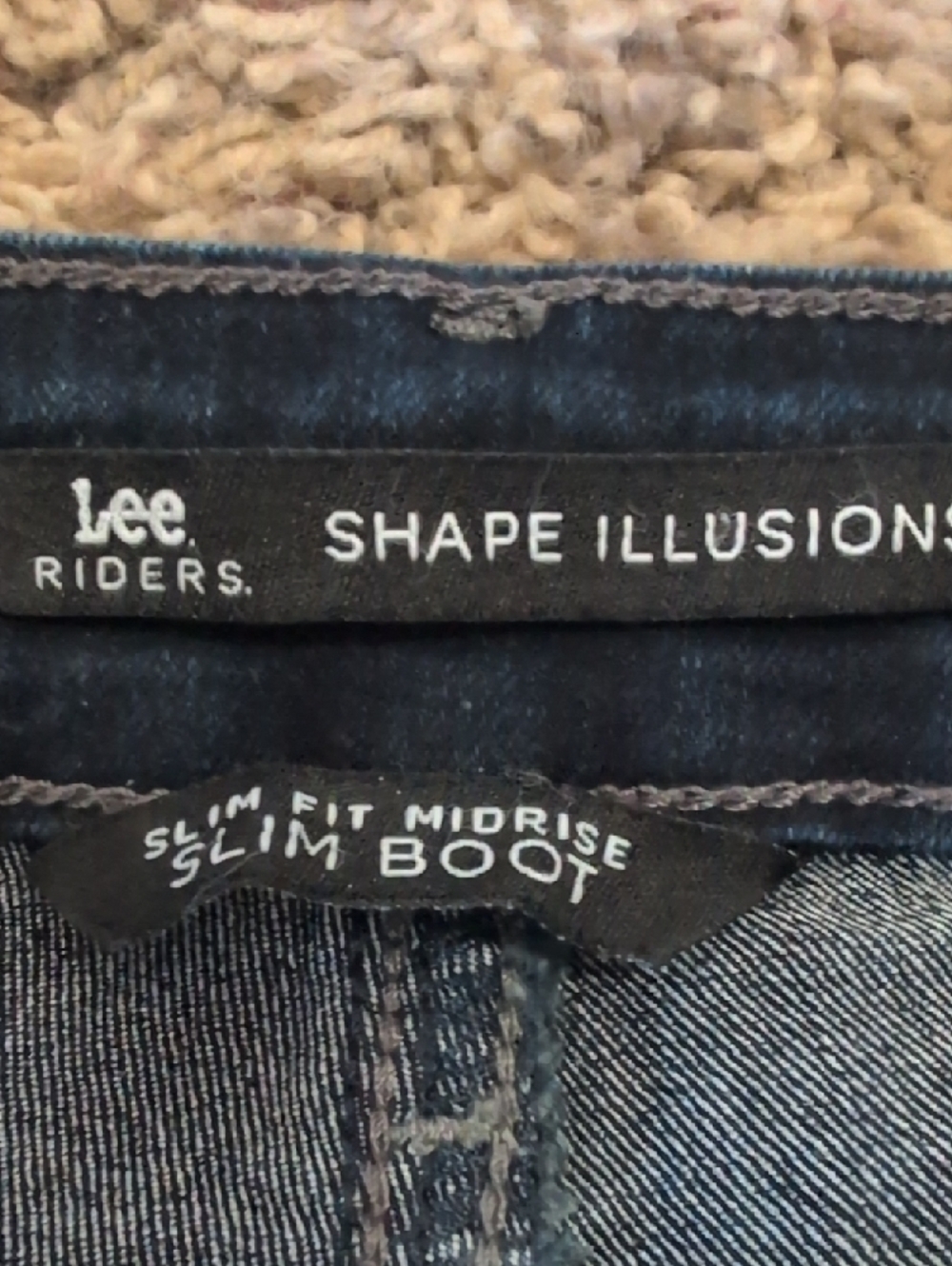 Lee Riders Navy Shape Illusions Jeans - Picture 2 of 3